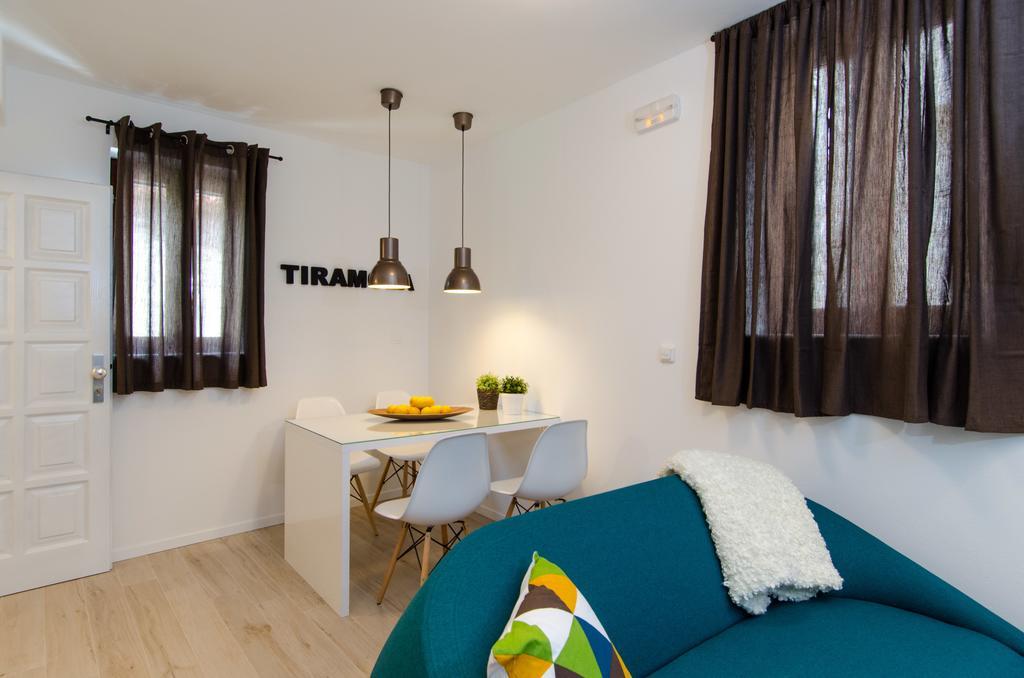 Apartments & Rooms Tiramola - Old Town Трогир Номер фото