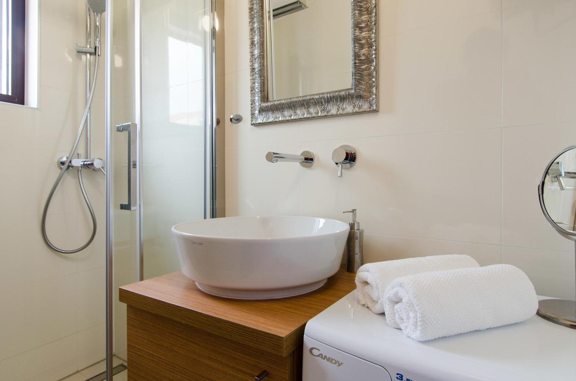 Apartments & Rooms Tiramola - Old Town Трогир Номер фото