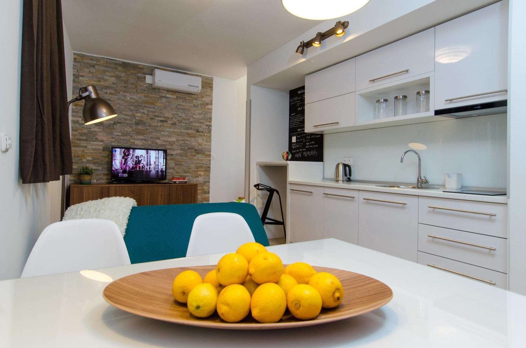 Apartments & Rooms Tiramola - Old Town Трогир Номер фото