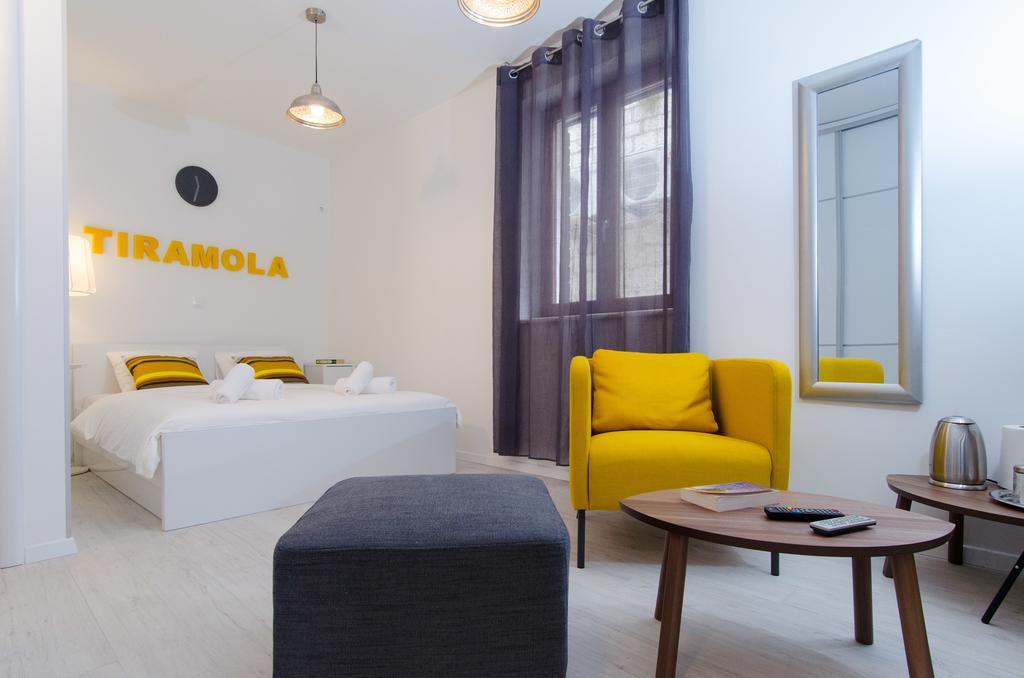 Apartments & Rooms Tiramola - Old Town Трогир Номер фото