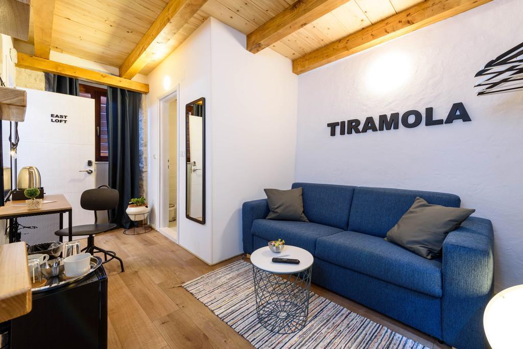 Apartments & Rooms Tiramola - Old Town Трогир Экстерьер фото